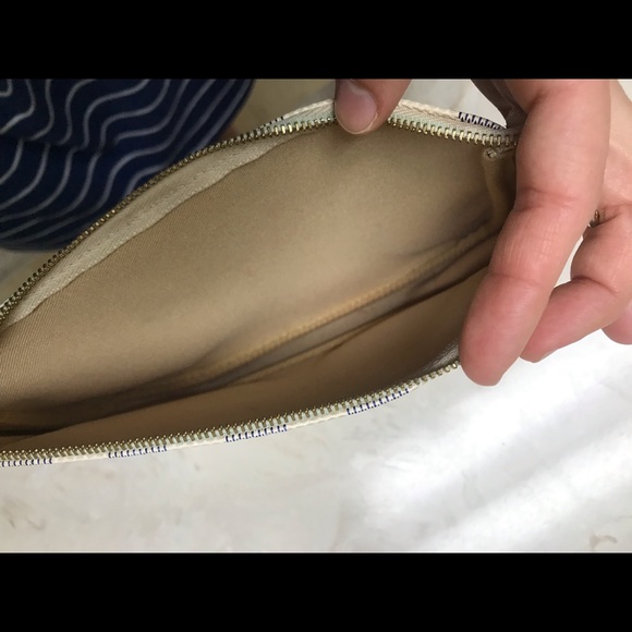 Louis Vuitton mini handbag - Picture 3 of 5